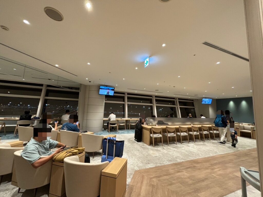 SKY LOUNGE部屋全体